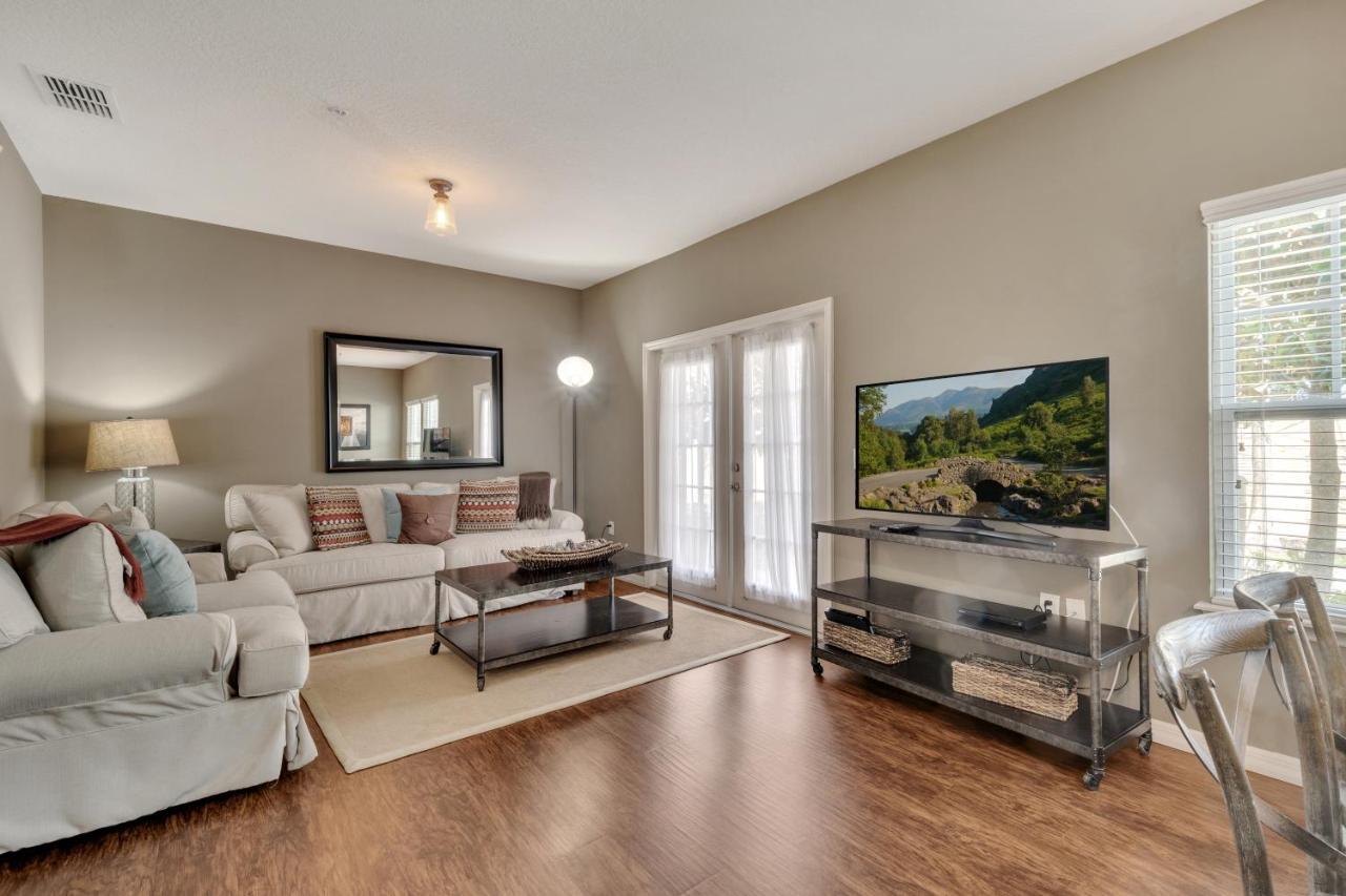 West Lucaya By Viva Homes International
